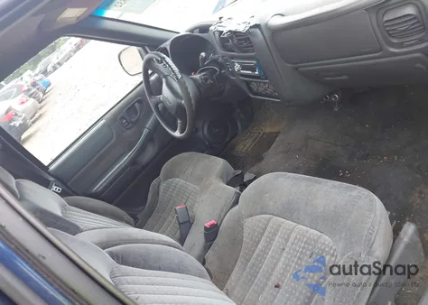 2001 Chevrolet S Truck Ls z USA, uszkodzony, nr VIN 1GCCS14W71K169790